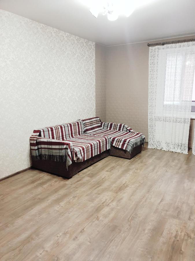 Apartment On Kravchuka, 11B ลุตสกาย ภายนอก รูปภาพ