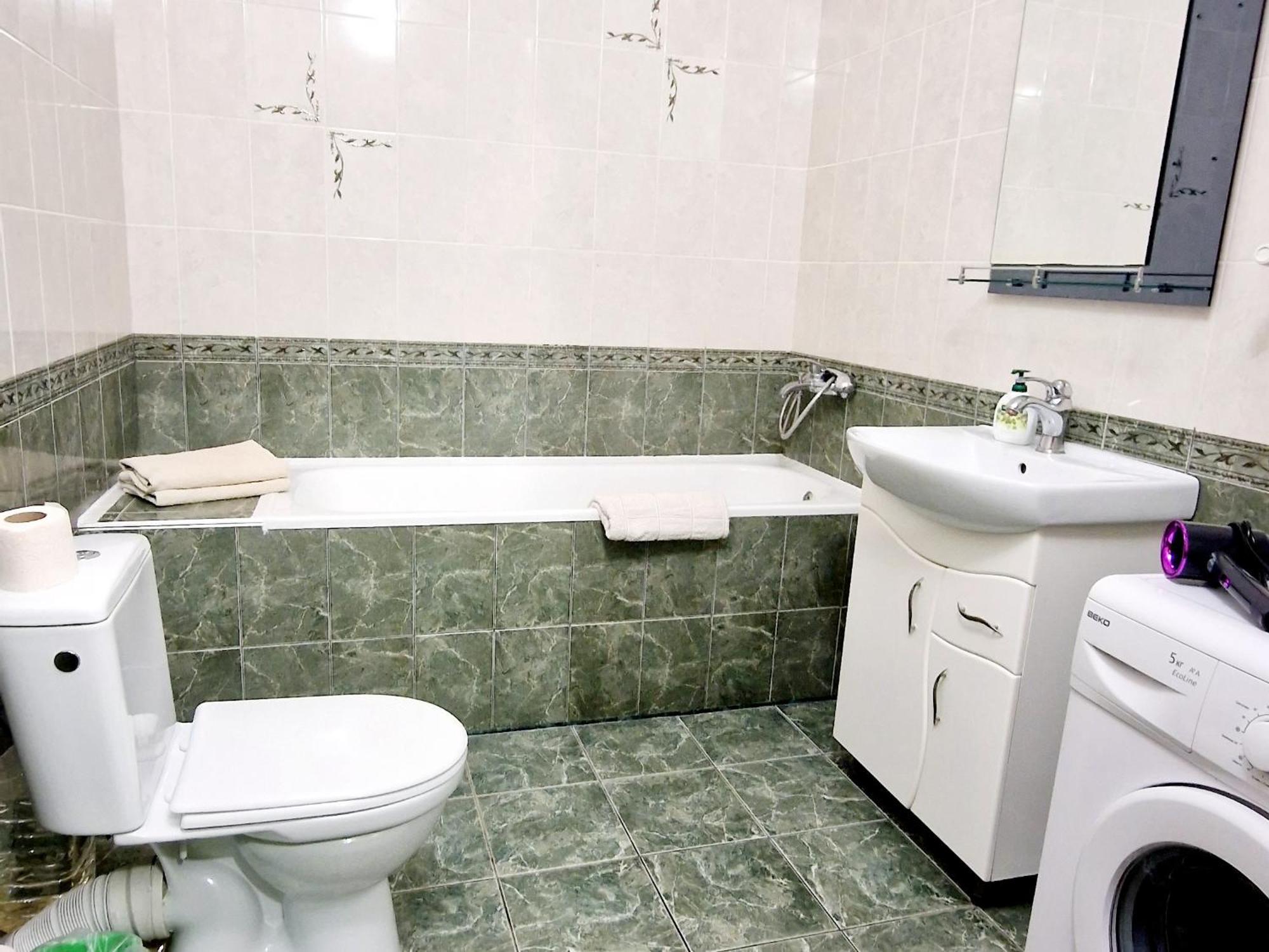 Apartment On Kravchuka, 11B ลุตสกาย ภายนอก รูปภาพ