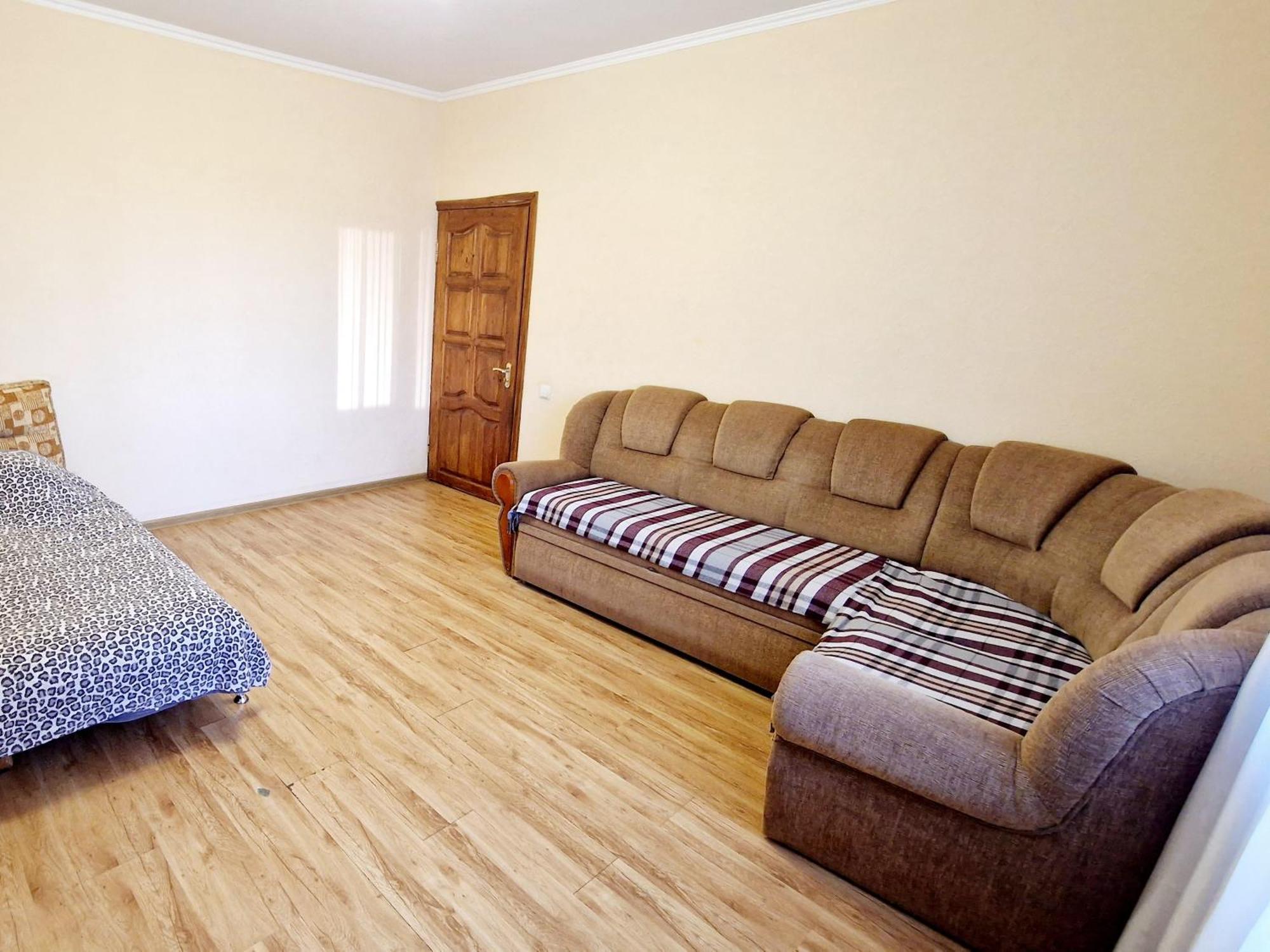 Apartment On Kravchuka, 11B ลุตสกาย ภายนอก รูปภาพ