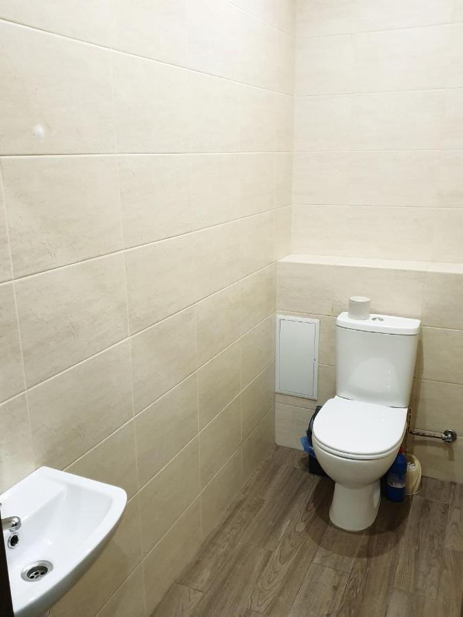 Apartment On Kravchuka, 11B ลุตสกาย ภายนอก รูปภาพ